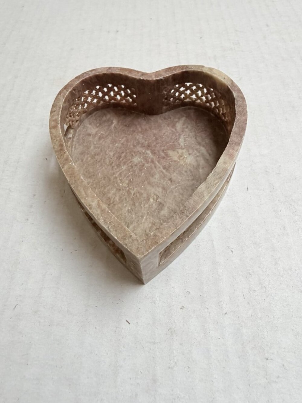 Small Heart Shaped Brown Tan Stone Trinket Dish Jewelry Make Up Tray FLAWED